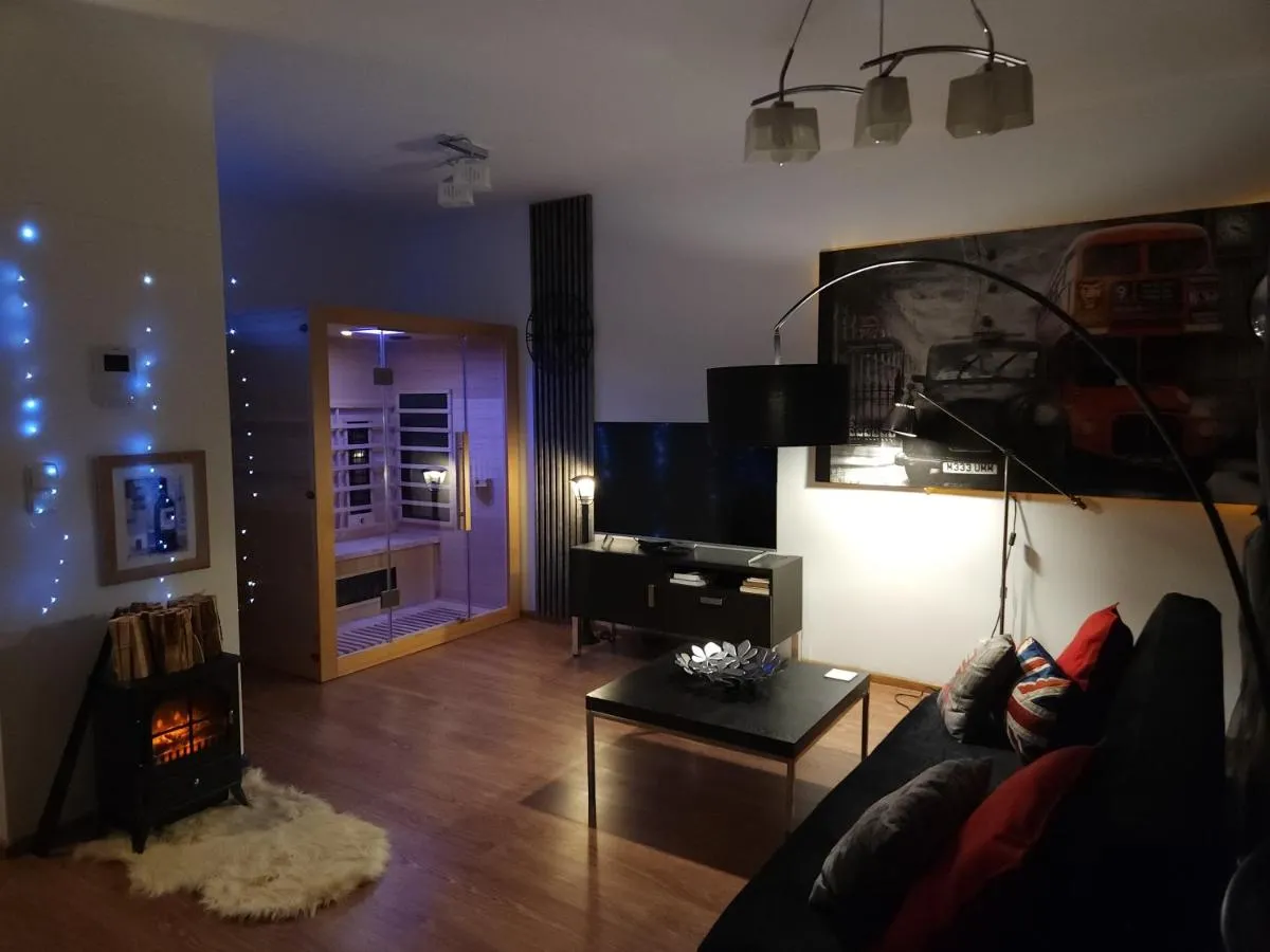 Image 2 of JP2 PRESTIGE HOME SPA apartment by the SEA with luxury JACUZZI, SAUNA, MASSAGE CHAIR, and Prosecco!