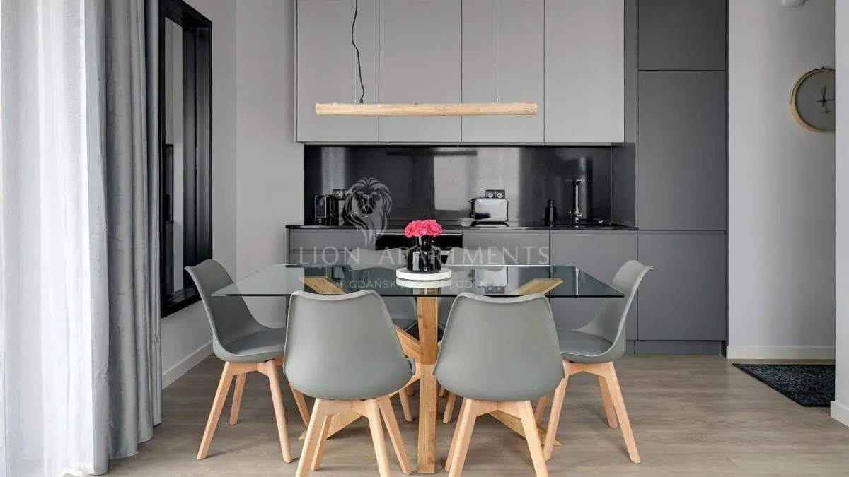 Image 3 of Lion Apartments – SCALA City Center Mustang&Parking