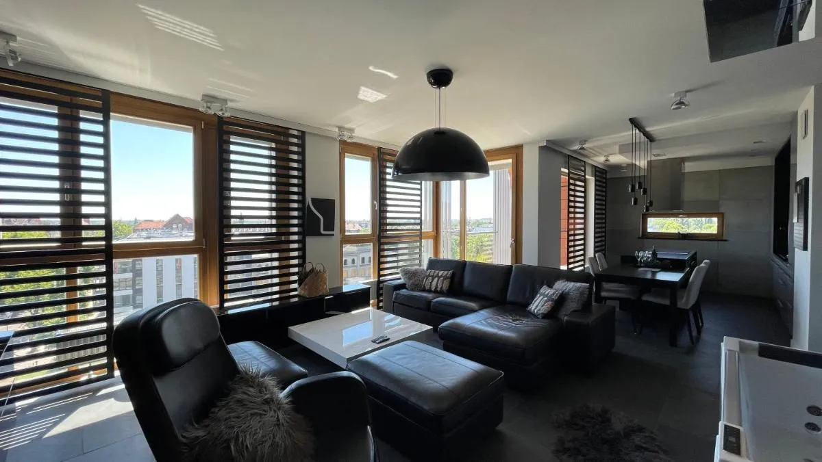 Image 4 of MagSpace River View Jacuzzi Apartment