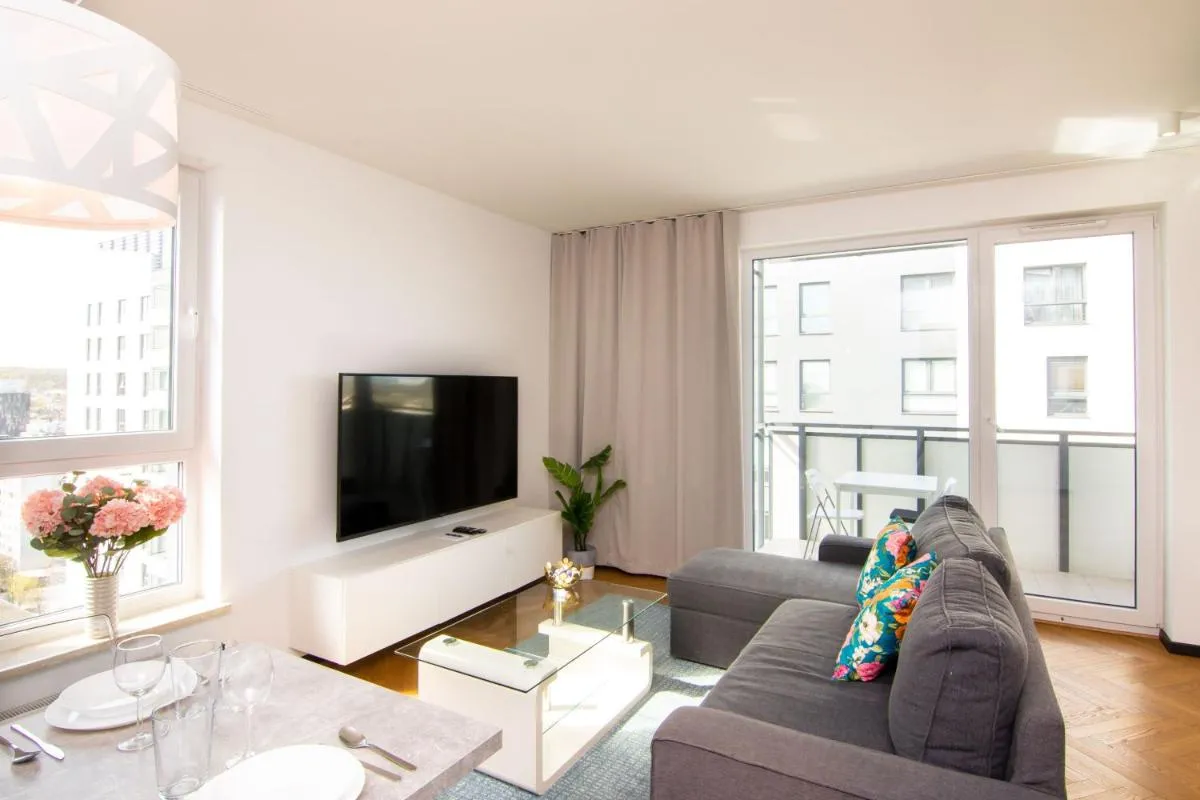 Image 4 of Maya’s Flats & Resorts 46 – NEW PANORAMA VIEW Walowa Str