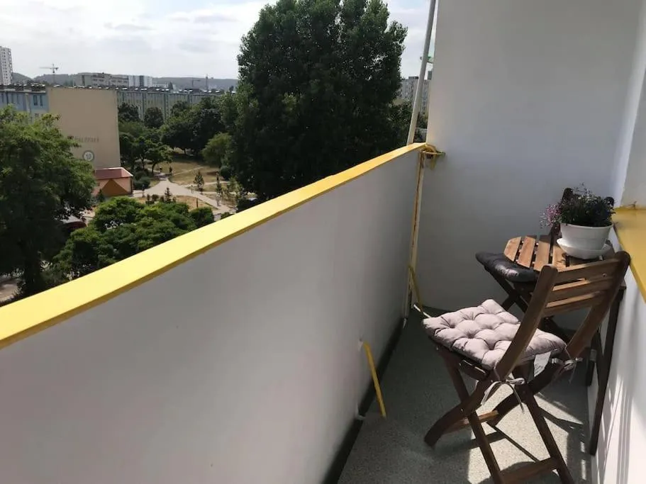 Image 1 of Mieszkanie w kultowym falowcu