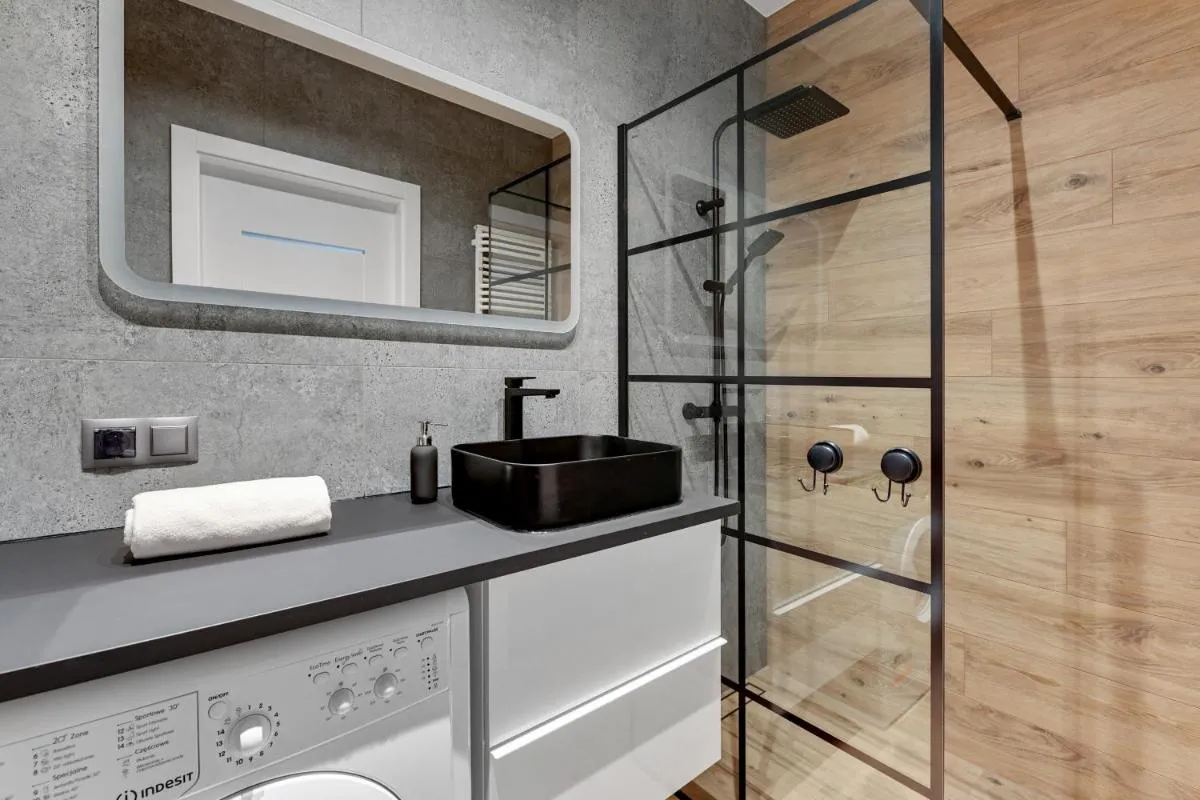 Image 5 of Modern Apartment with a View of the Stadium by Renters