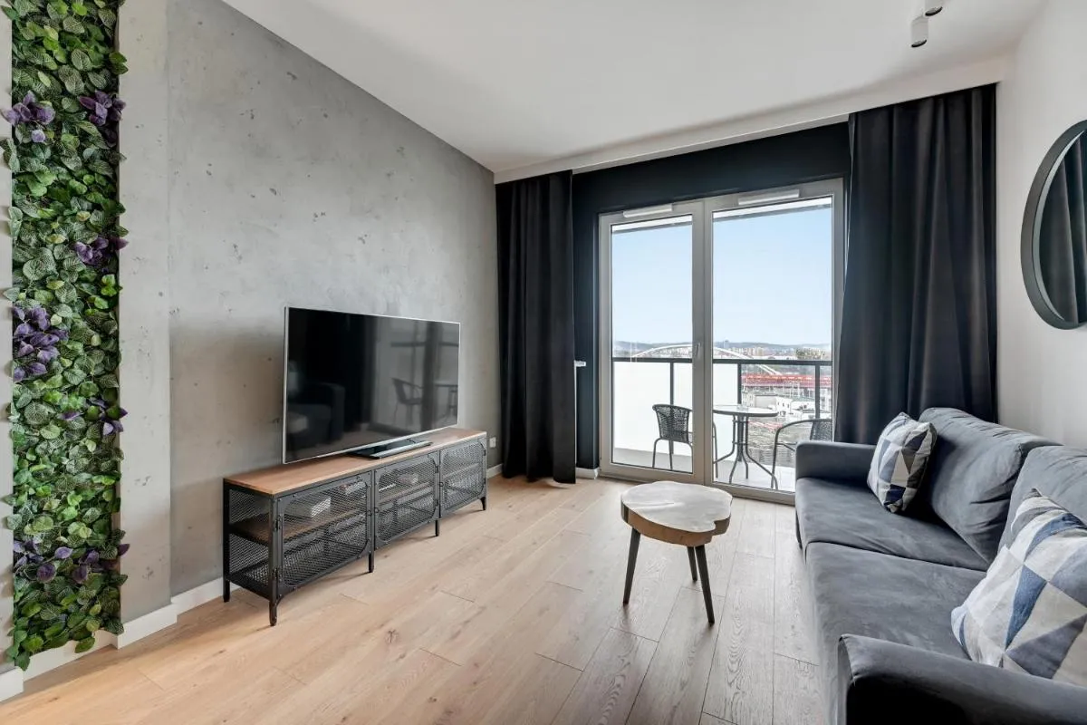 Image 6 of Modern Apartment with a View of the Stadium by Renters