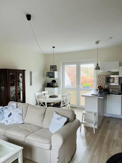 Image 5 of Mulberry House