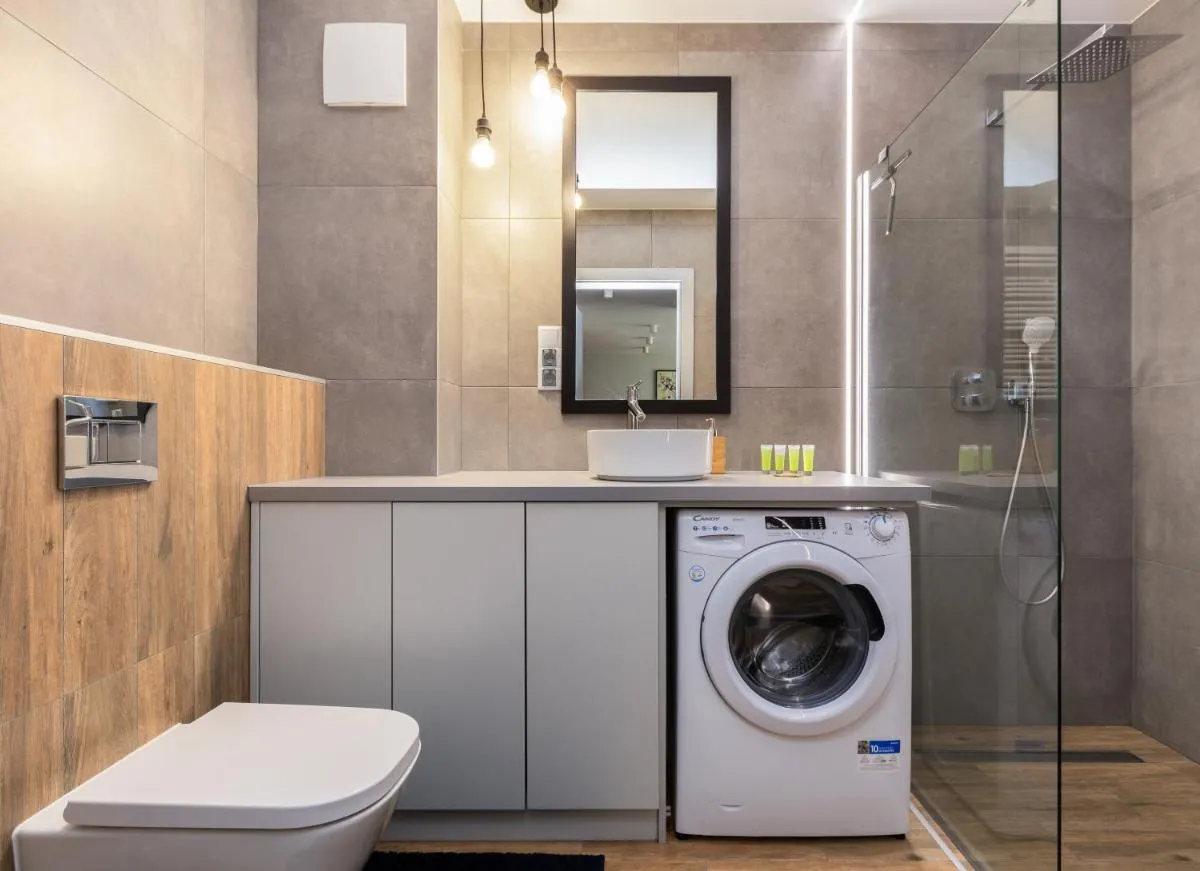 Image 2 of Myśliwska Modern Apartment