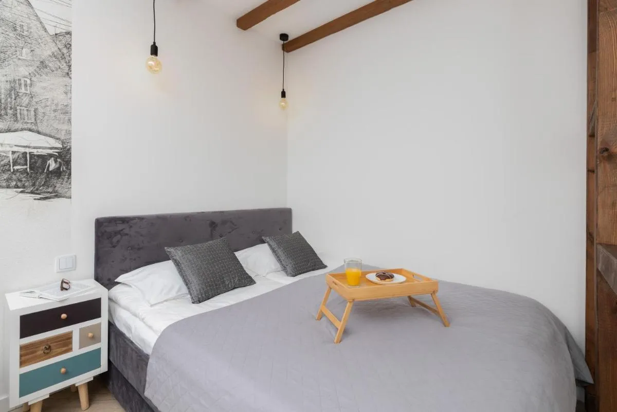 Image 5 of Old Town Aesthetic Deep Blue Apartments in Gdańsk by Renters