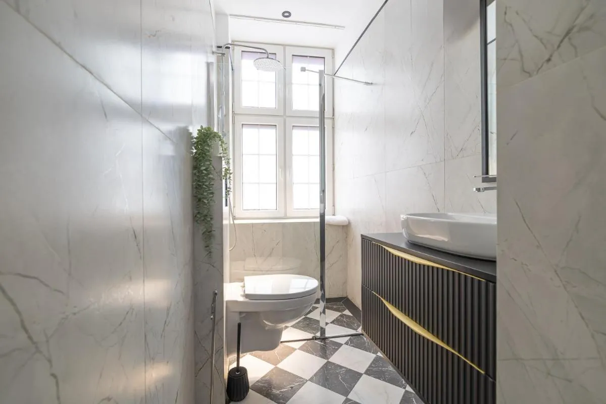 Image 2 of Old Town Elegance