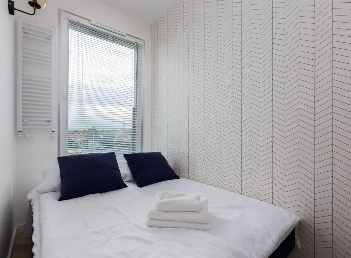 Image 1 of Oliwa Opacka Chic Studio