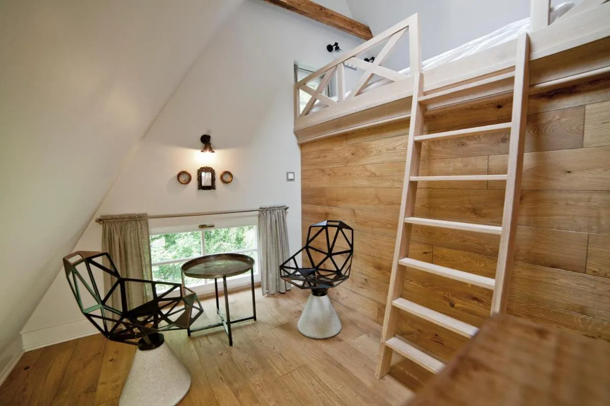 Image 1 of Patio Apartments – Old Town