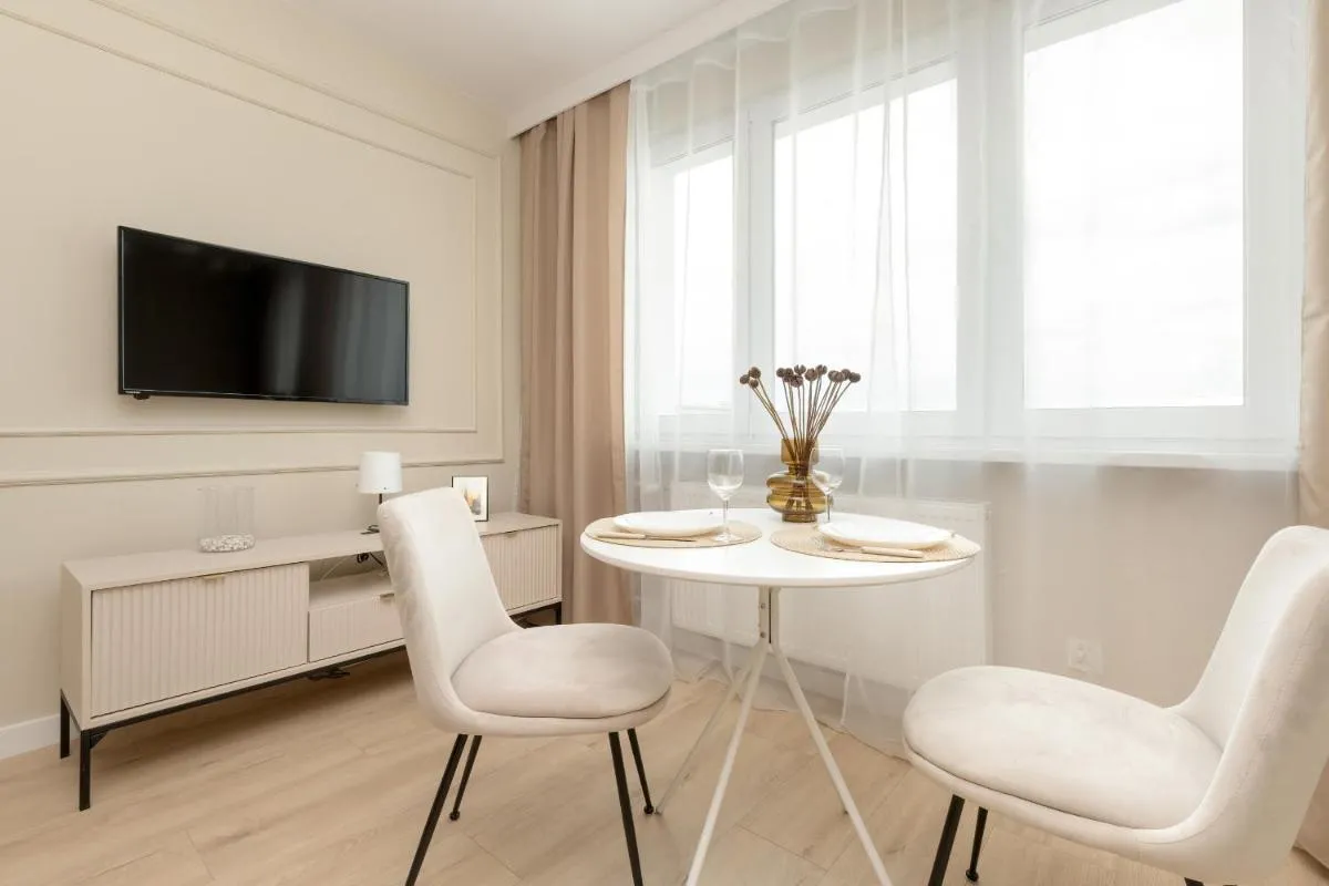 Image 2 of Piastowska Studio 900 m from the Beach Jelitkowo by Rent like home