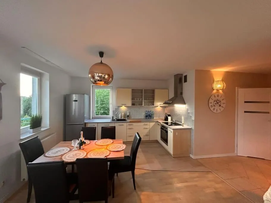 Image 1 of Przestronny apartament