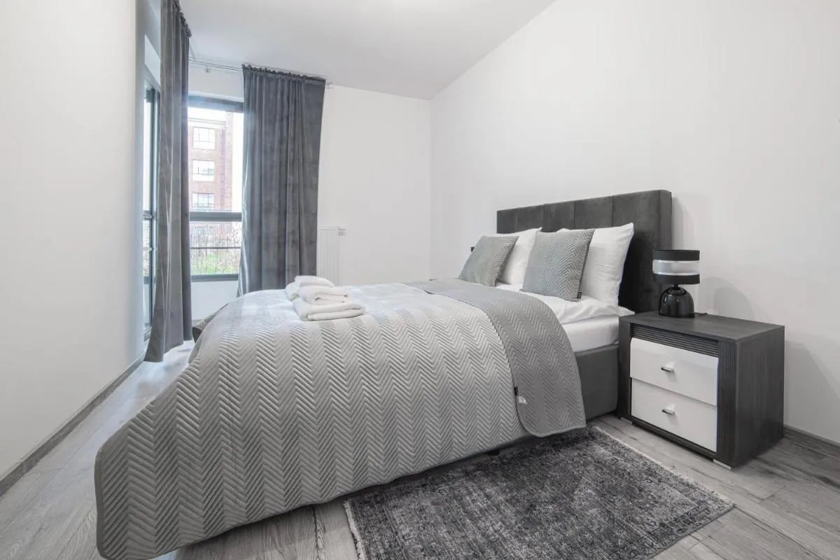 Image 1 of RentPlanet – Apartament przy Stoczni