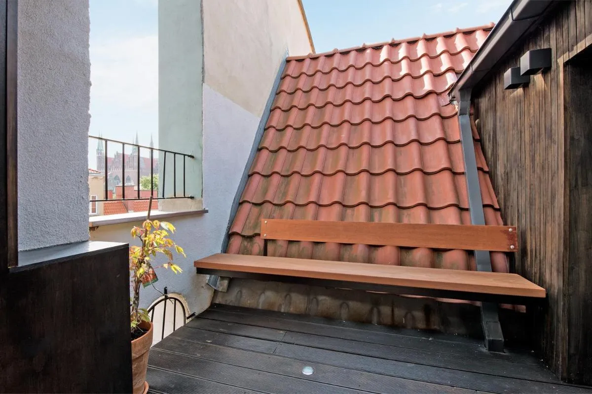 Image 6 of Rooftop & Old Town View by Downtown Apartments
