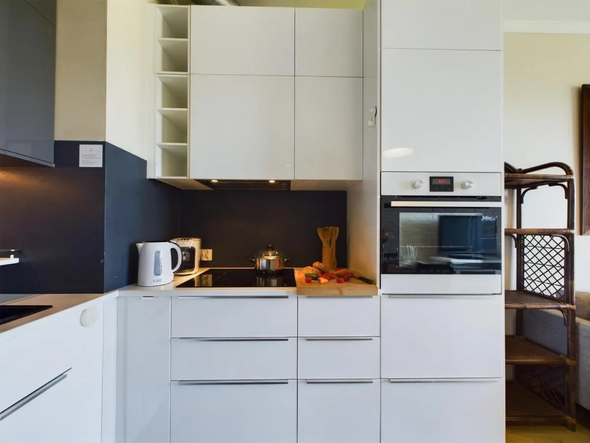 Image 2 of Słoneczny Apartament Czesława Miłosza z Parkingiem by Renters