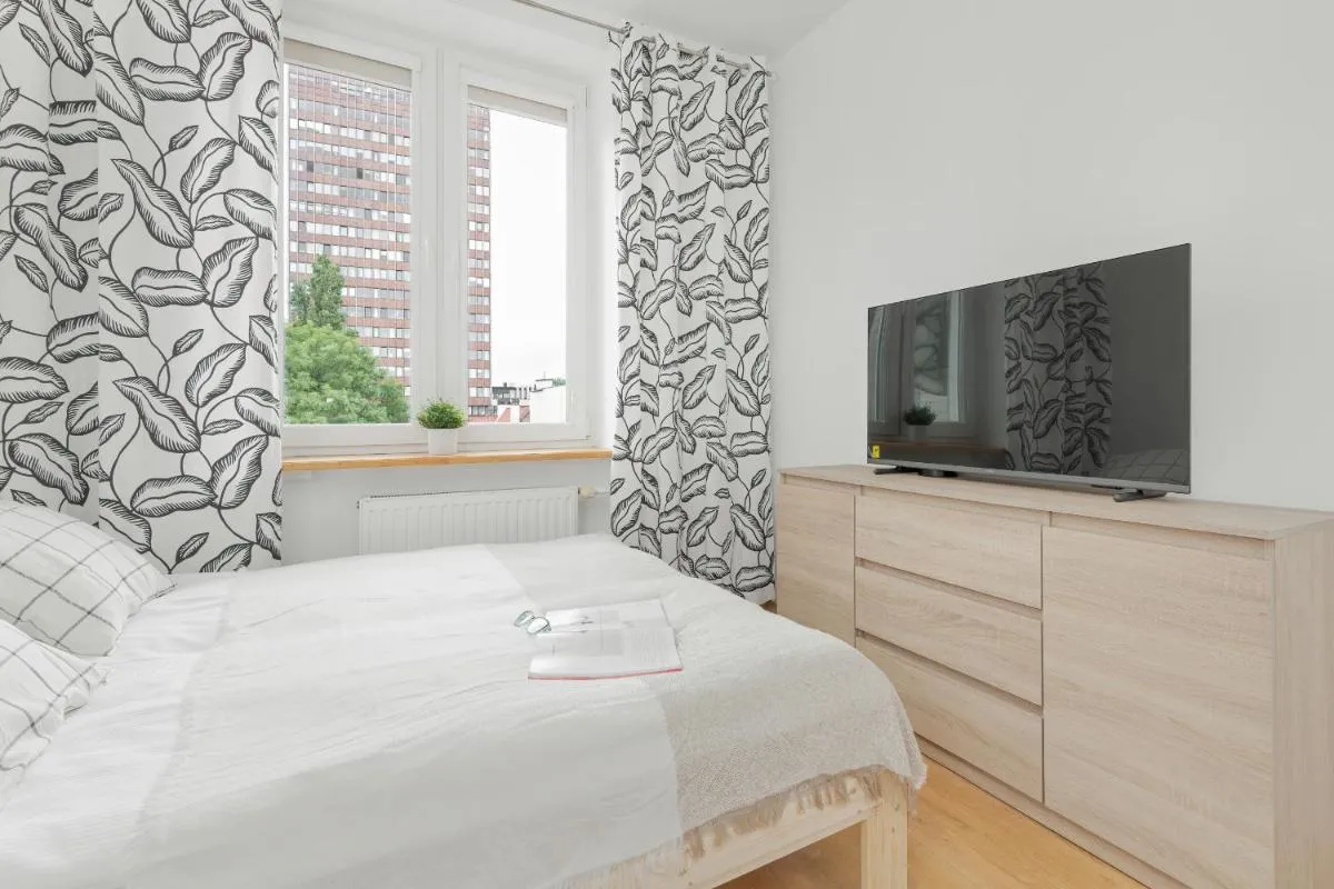 Image 1 of Słoneczny Apartament w Centrum Gdańska Głównego by Renters