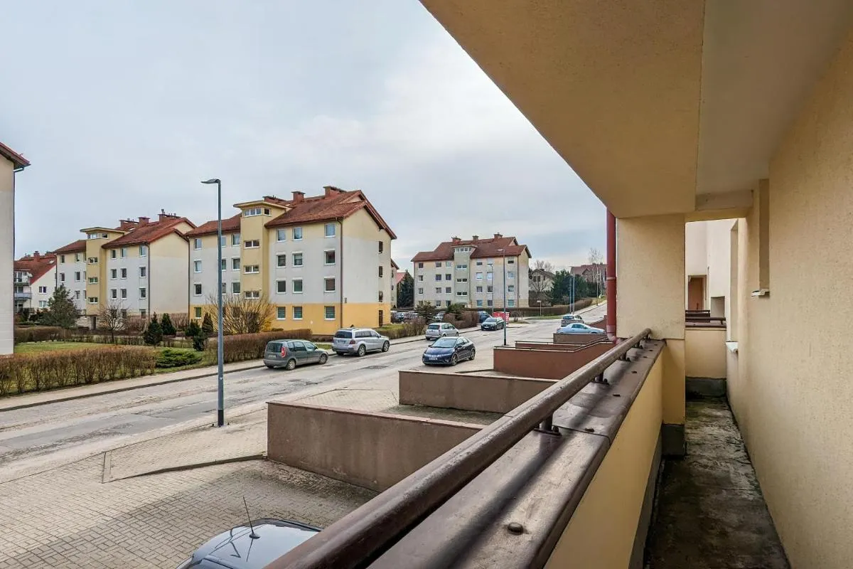 Image 3 of Spacious Family Apartment with 3 Bedrooms in Gdansk by Renters