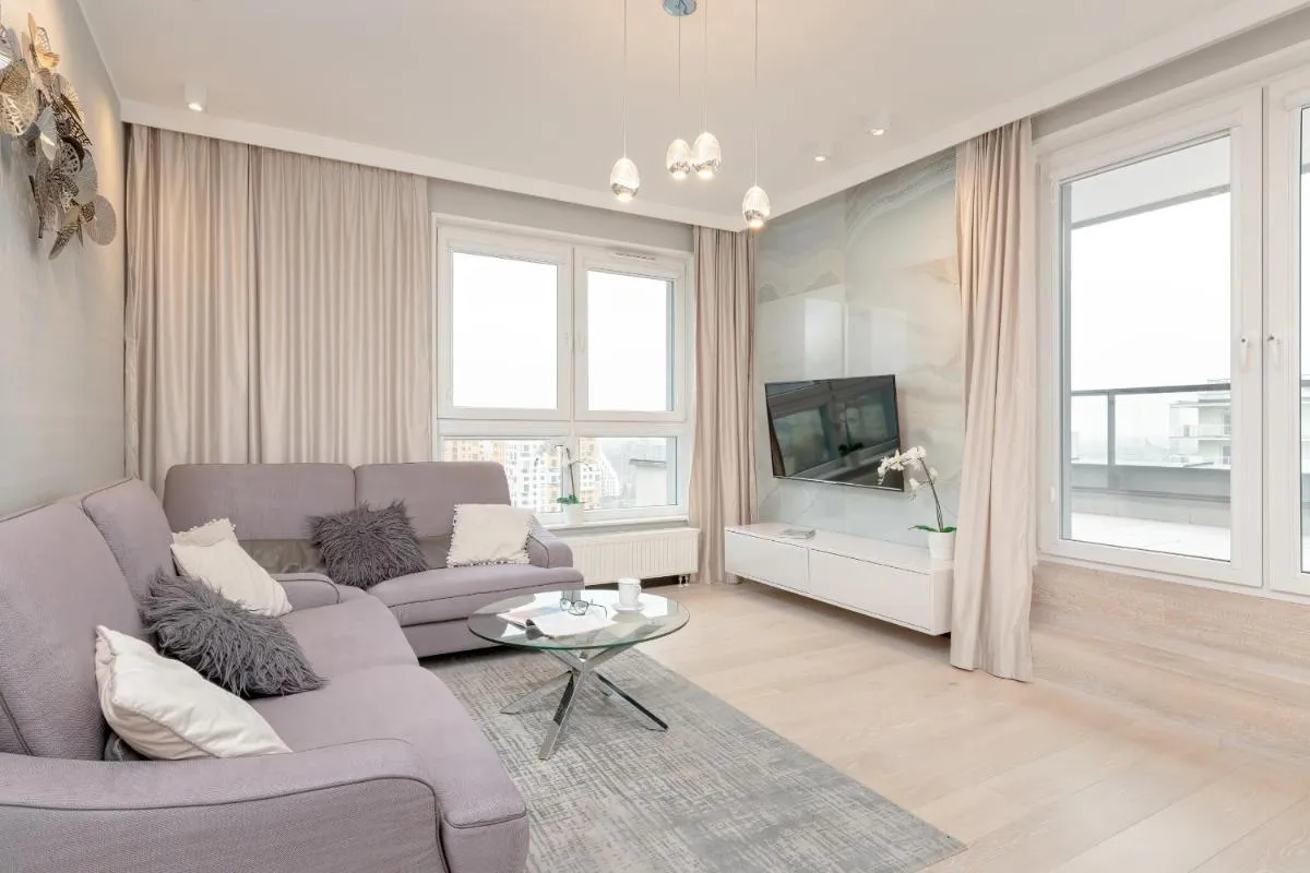 Image 6 of Spacious and Cozy Two Bedrooms Apartment by Rent like home