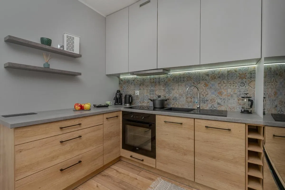 Image 3 of Stylowe & Przytulne Studio Krynicka z Parkingiem Gdańsk Przymorze by Renters