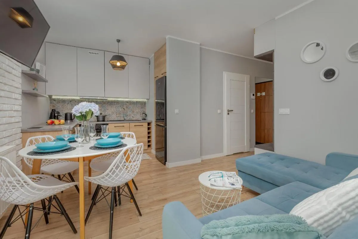 Image 4 of Stylowe & Przytulne Studio Krynicka z Parkingiem Gdańsk Przymorze by Renters