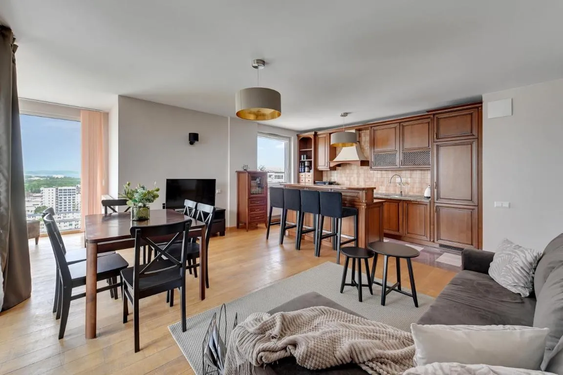 Image of Top Floor z widokiem na morze by Downtown Apartments