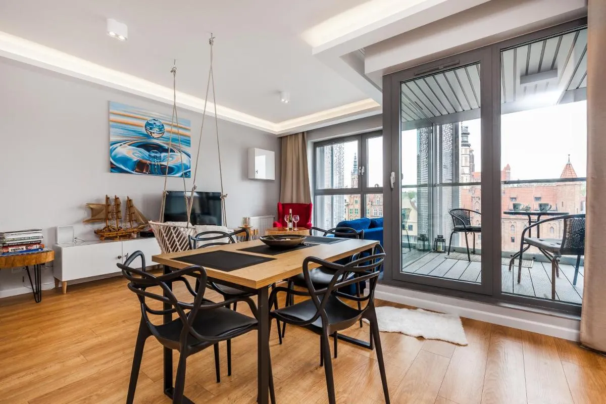 Image 3 of Uroczy Apartament No1 w ,, SERCU Starego Miasta Wyspa Spichrzów,,