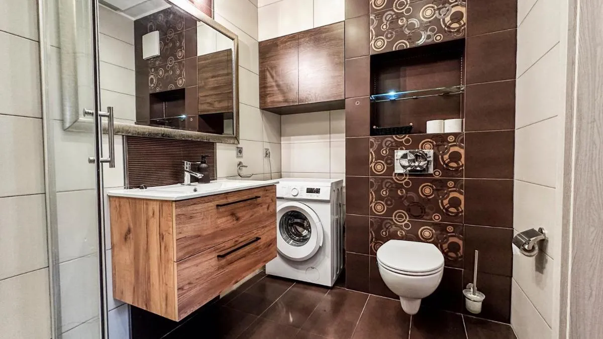 Image 2 of Anchor Old Town Marina