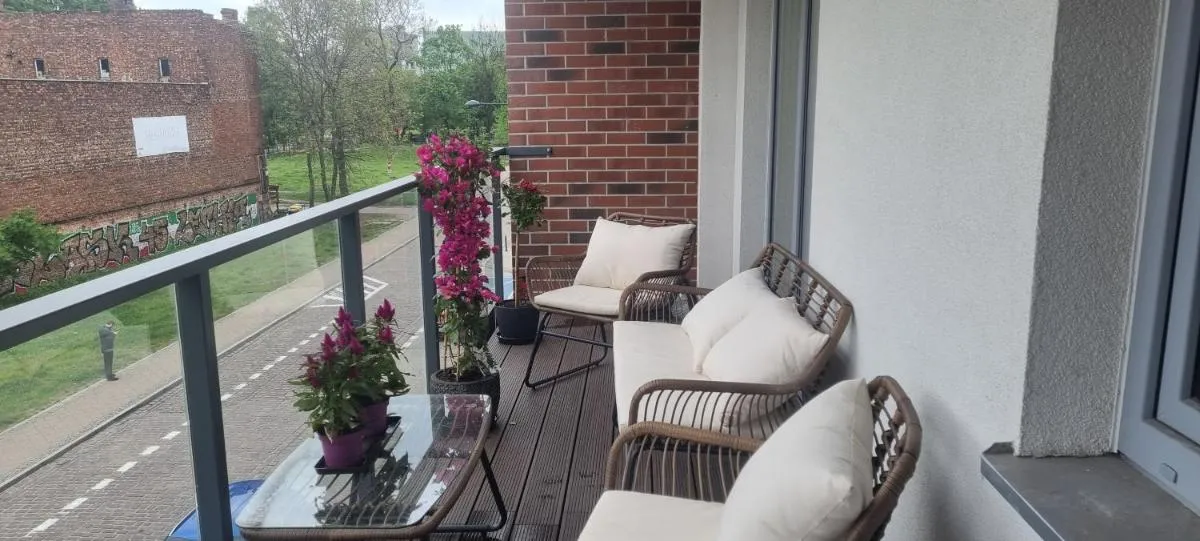 Image 1 of Angielska Grobla 5