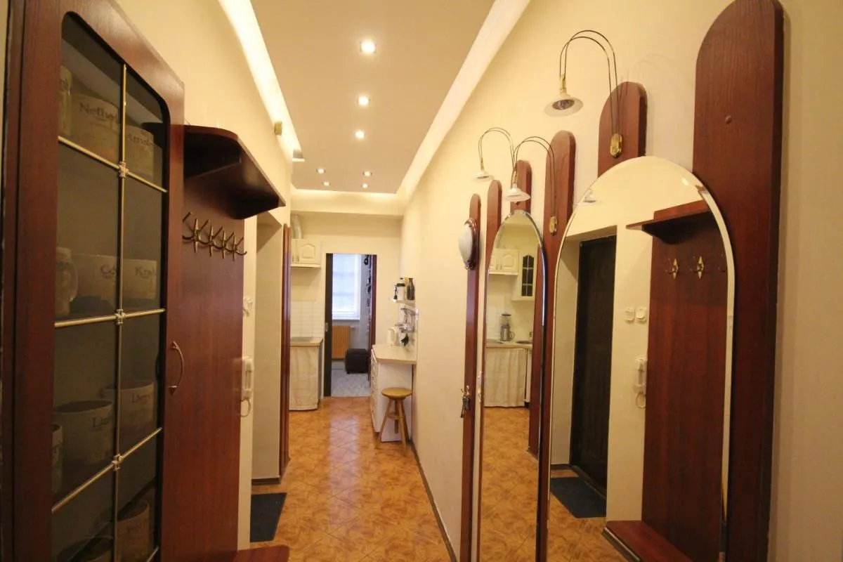 Image 1 of Apartament Ducha 1