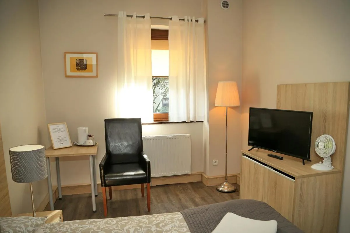 Image 4 of B & B Tomula