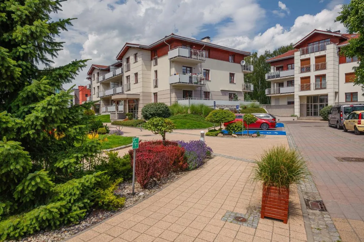 Image 2 of Beach Time – Beautiful Studio