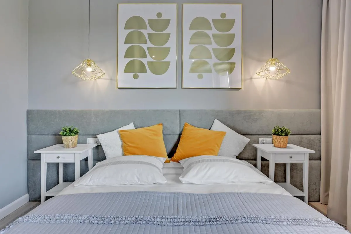 Image 6 of Blue Mandarin Island