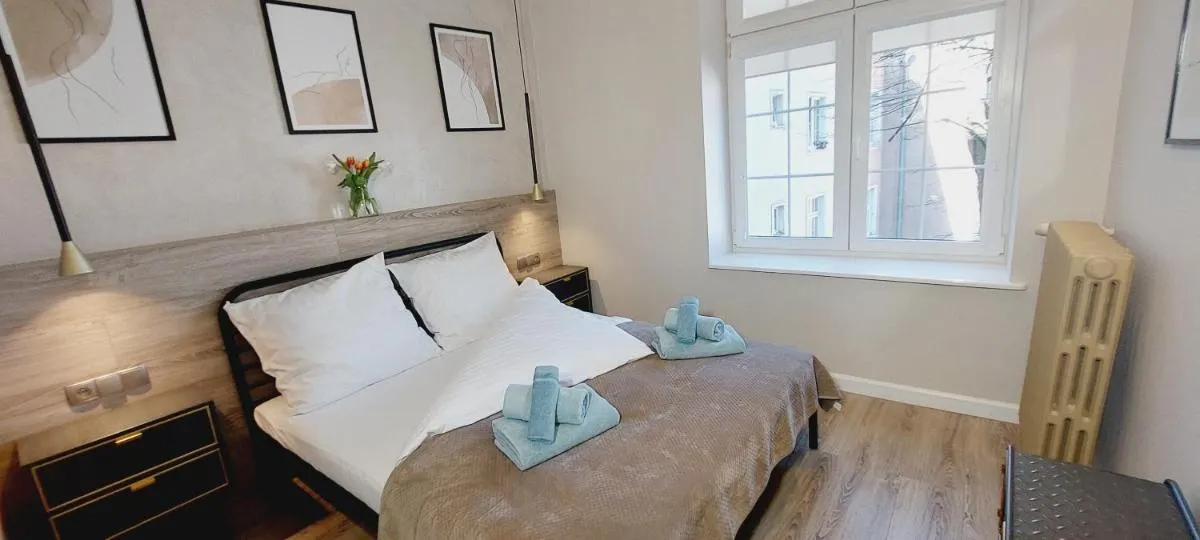 Image 1 of Central Apartments Astoria 2