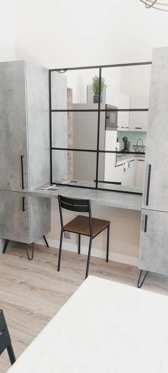 Image 2 of Central Apartments Astoria 2