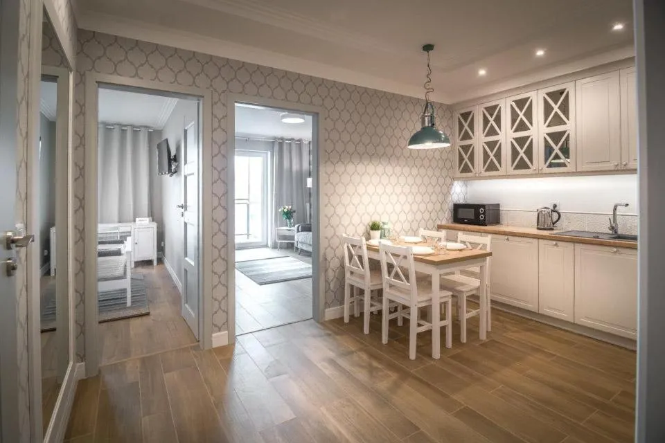 Image of Cztery Oceany 808