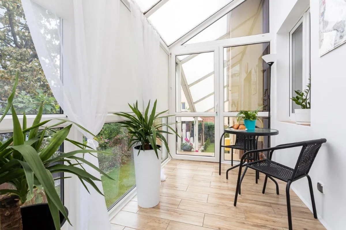 Image 2 of Dolce Vita