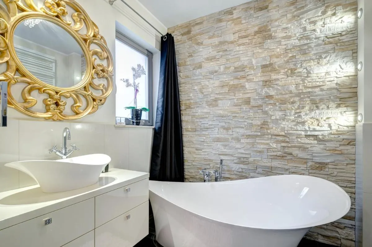 Image 4 of Dom & House – Old Town Waterlane