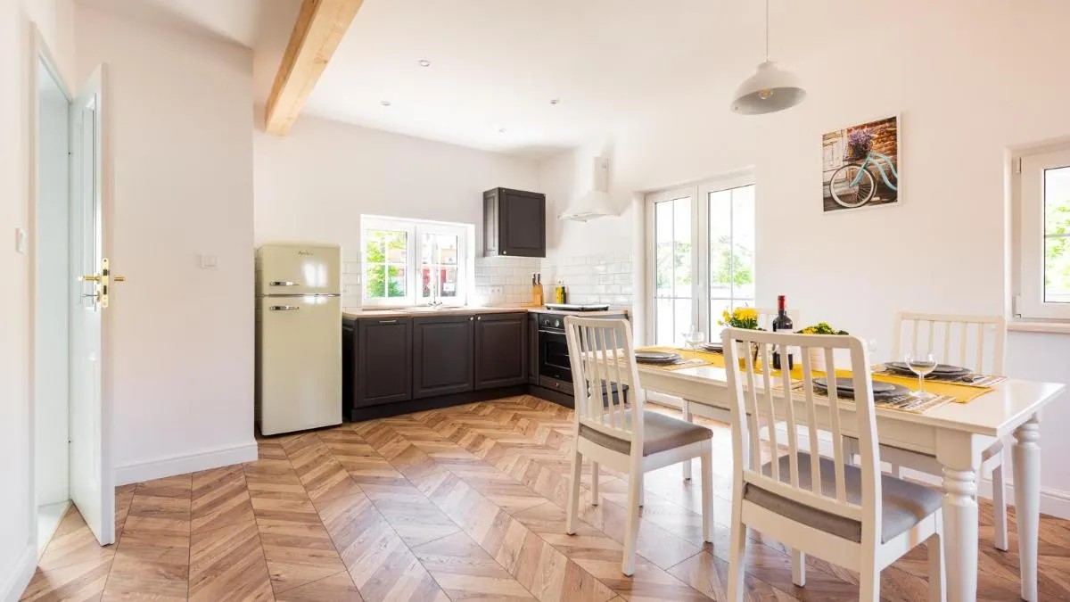 Image 3 of Domek Magda