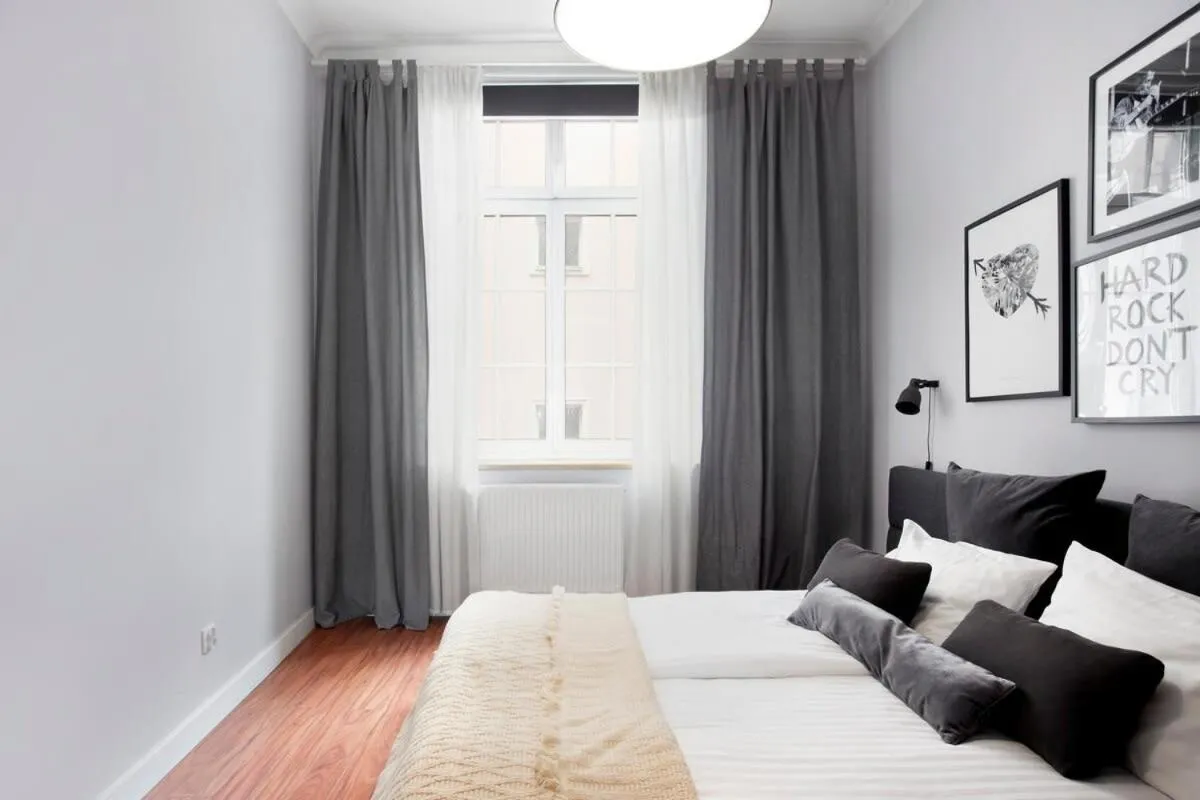 Image 2 of Elite Apartments Historic Center Suites