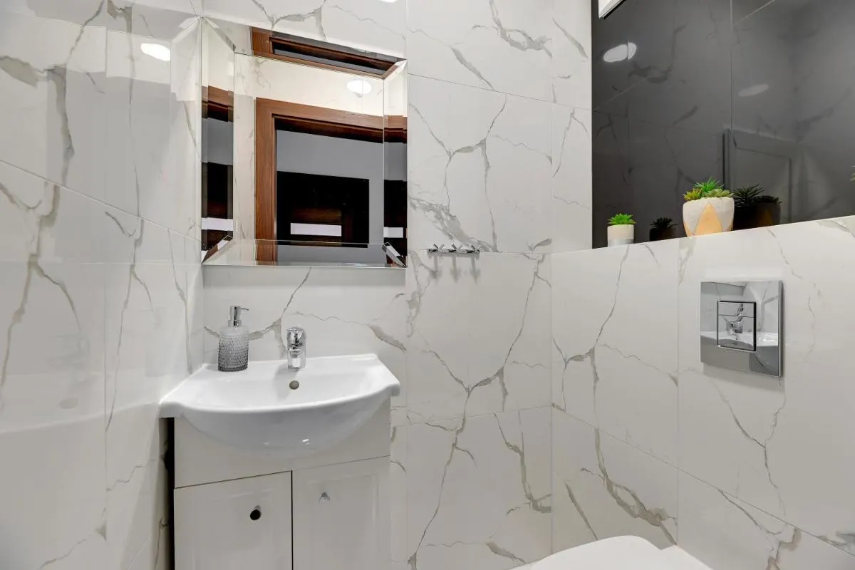 Image 2 of FRONT PARK apartments by Staywin