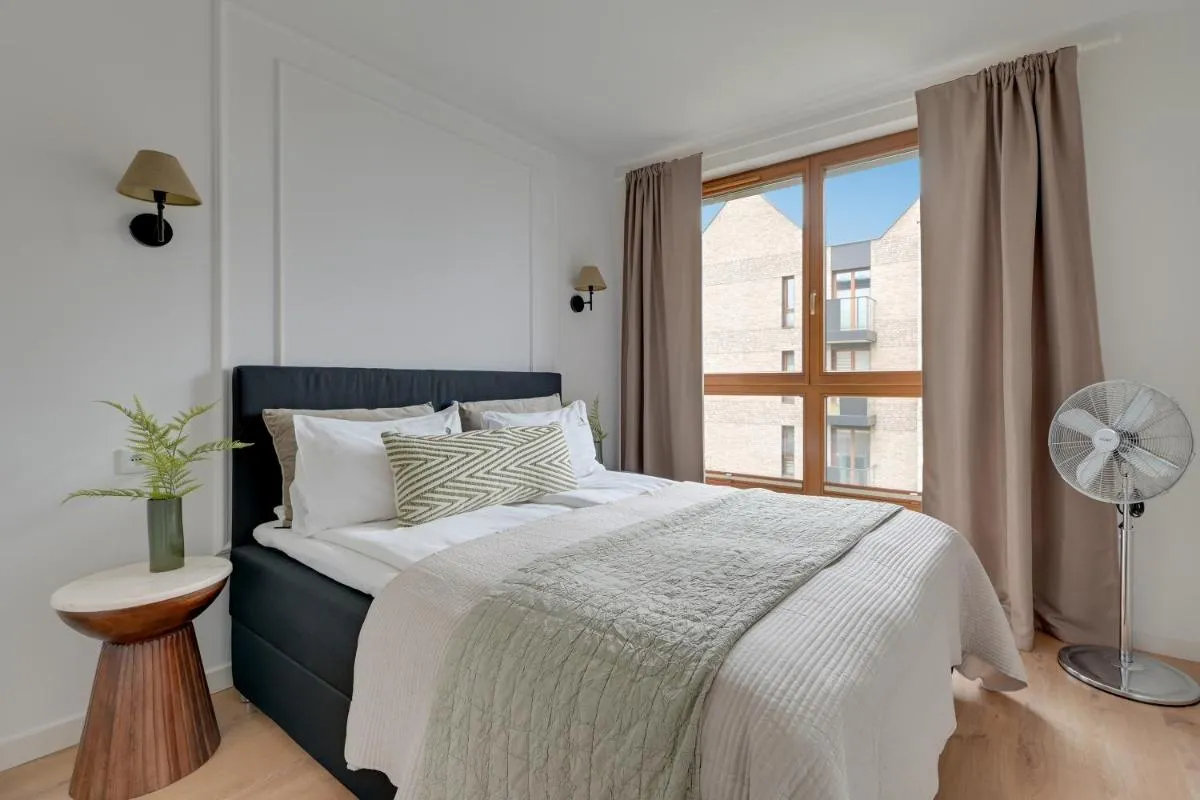 Image 6 of Front Park Apartments with Parking by Lion Apartments