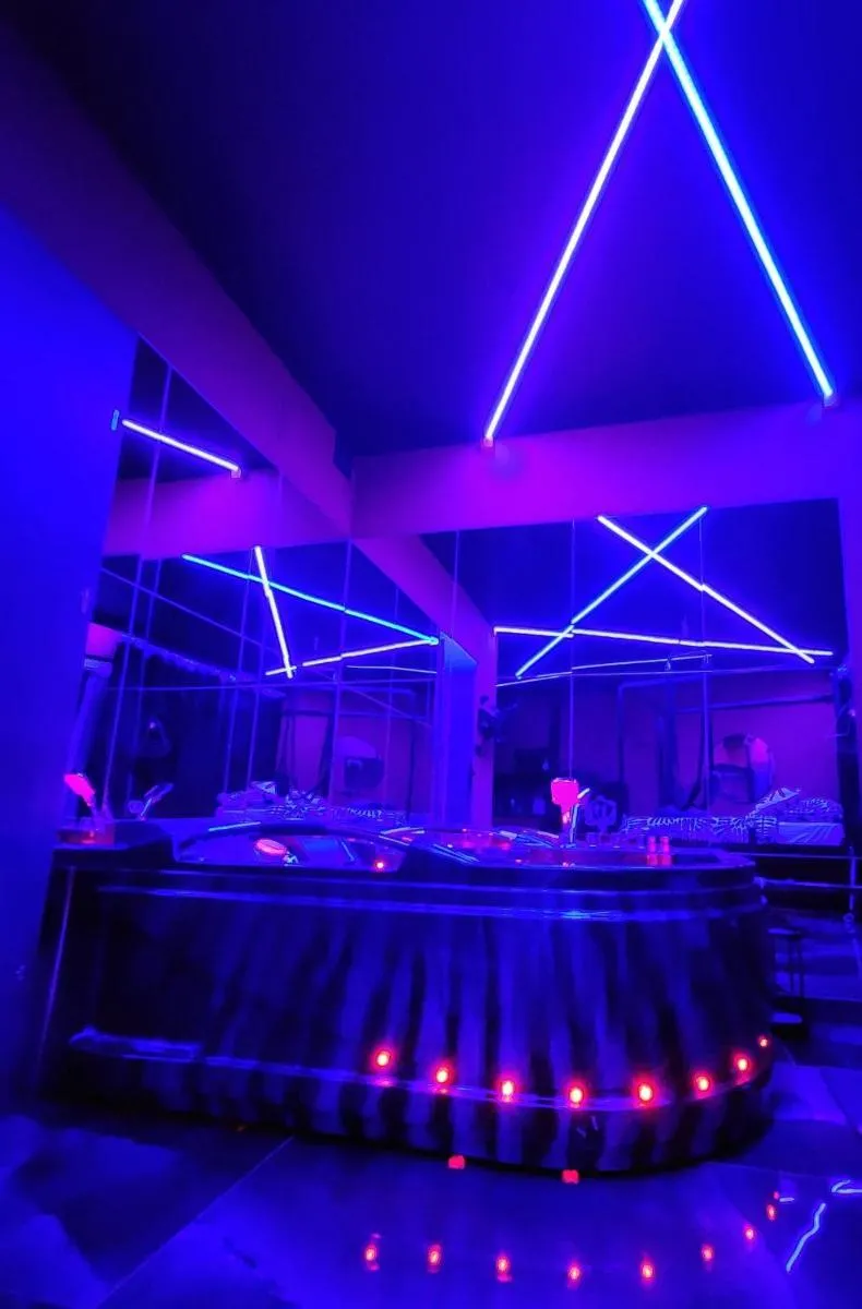 Image 3 of GDAŃSK CHMIELNA PRESTIGE HOME SPA apartments with luxury JACUZZI and SAUNA! Selected apartments also feature a MASSAGE CHAIR and HIMALAYAN SALT WALL with COLOR THERAPY SALT FOREST