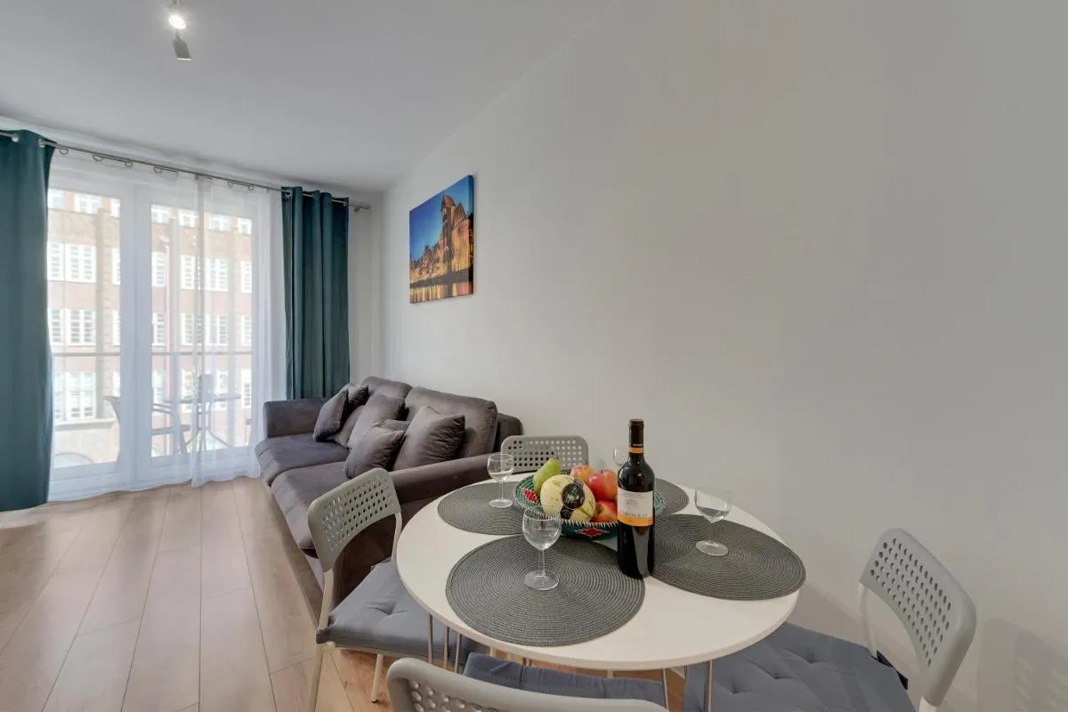 Image 3 of Gdańsk Centrum – Apartament 4-osobowy z balkonem
