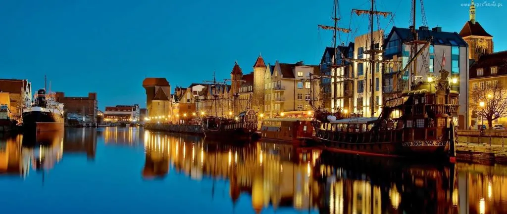 Image of Gdańskie Apartamenty – Apartament Targ Rybny z widokiem na Motławę