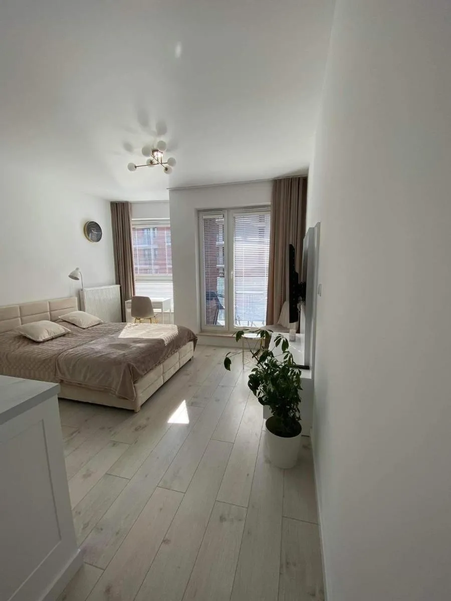 Image 3 of GoldenRise