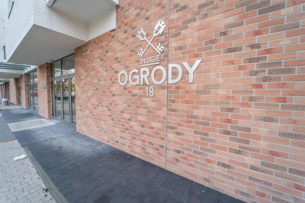 Image of Golden Apartments Garden Gates