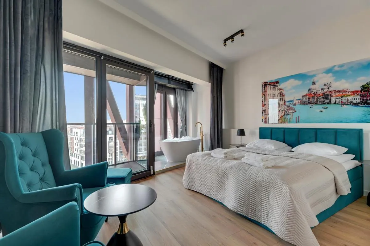 Image 6 of Granaria Nadia by Blue Mandarin