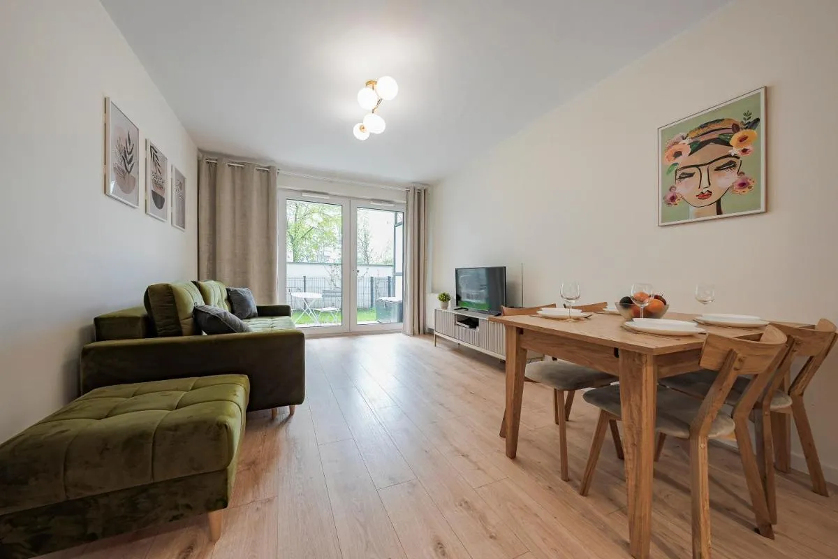 Image 4 of Hello Apartments Sea Salt Gdansk z ogrodkiem i prywatnym miejscem postojowym