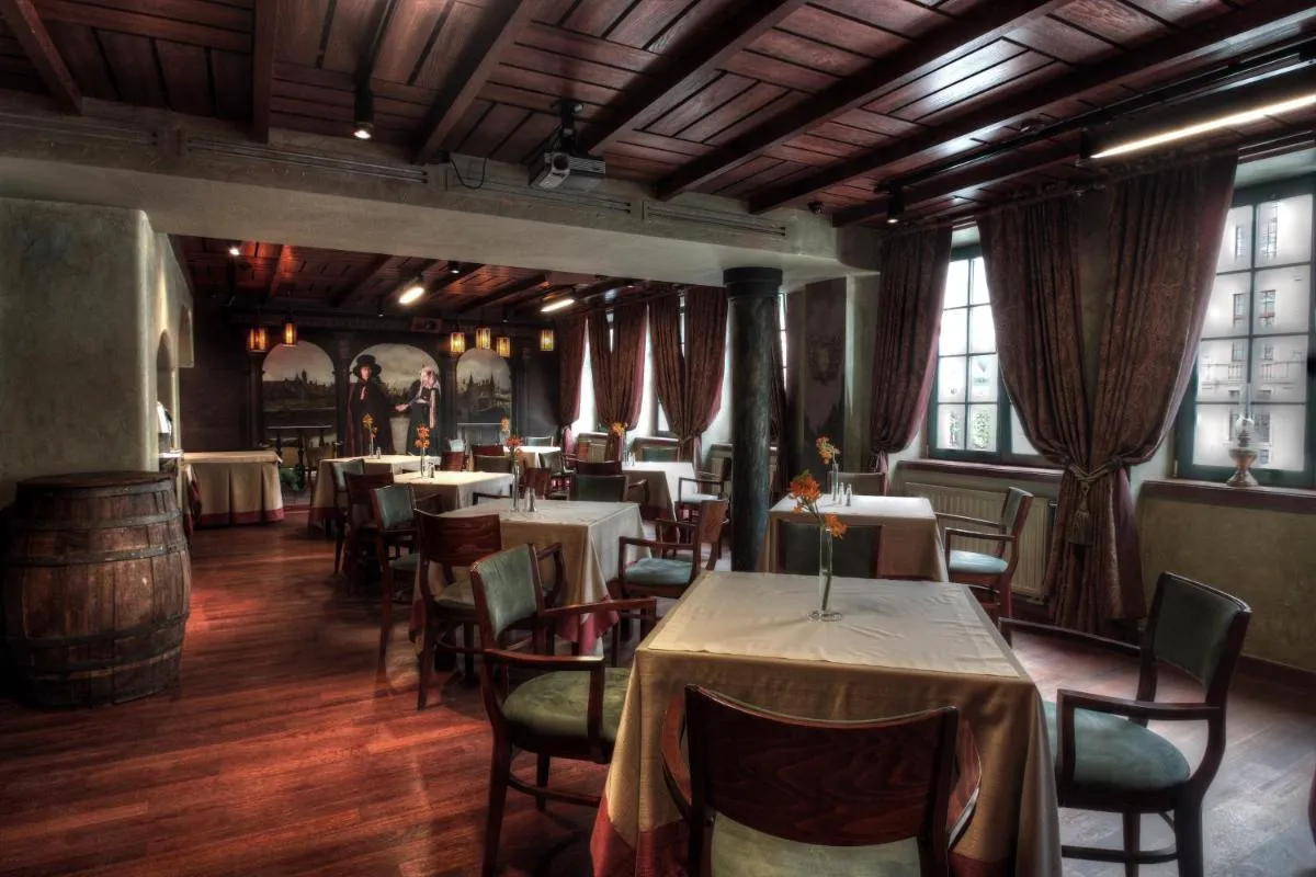 Image 3 of Holland House Residence Old Town