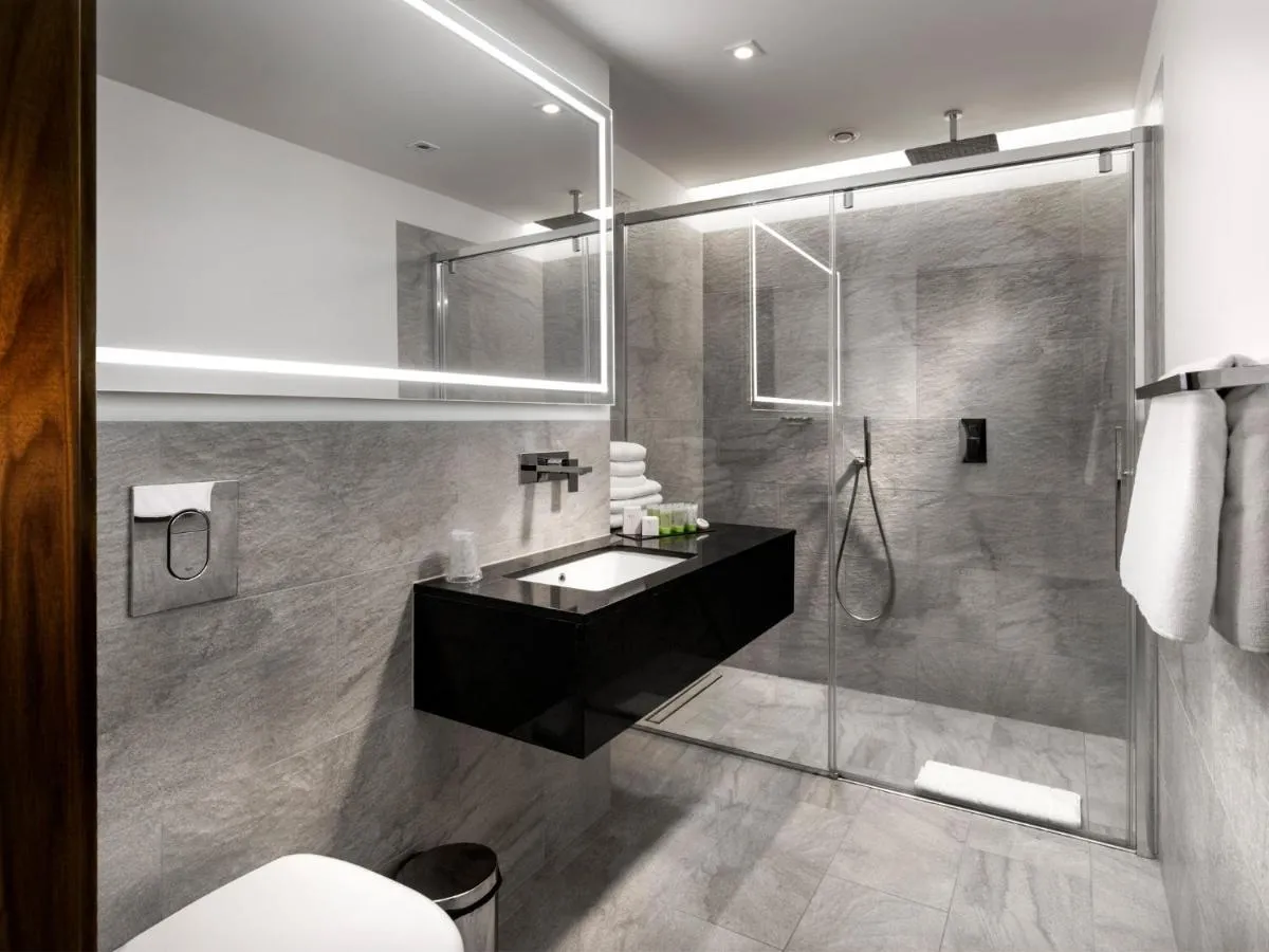 Image 2 of Hotel Sadova