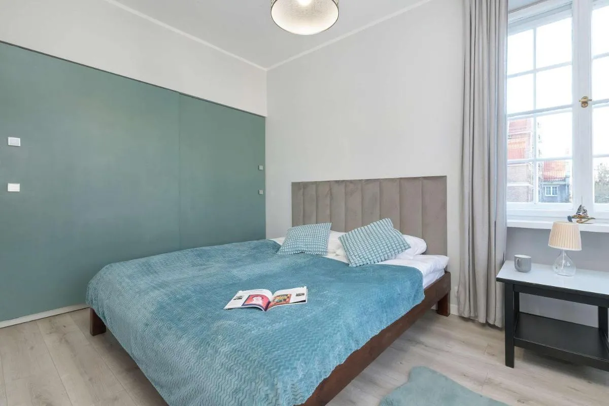 Image 2 of Jasny Apartament z Parkingiem Główne Miasto w Gdańsku by Noclegi Renters